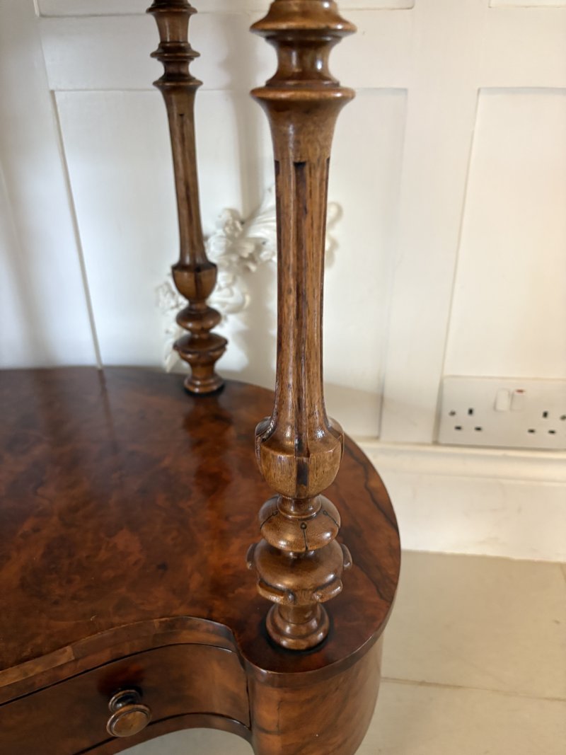 Outstanding Quality Antique Victorian Burr Walnut Serpentine Shaped Whatnot - Image 16